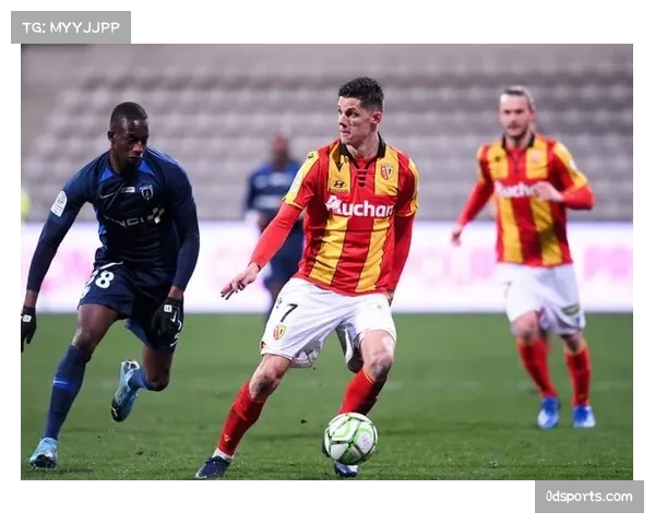 朗斯22轮仅失17球铸就法甲最稳固防线 平民军团登顶彰显防守艺术 朗斯22轮仅失17球铸就法甲最稳固防线 平民军团登顶彰显防守艺术